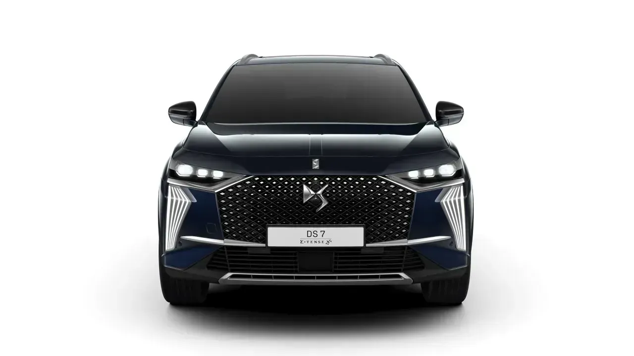 DS DS 7 PHEV Opera 3