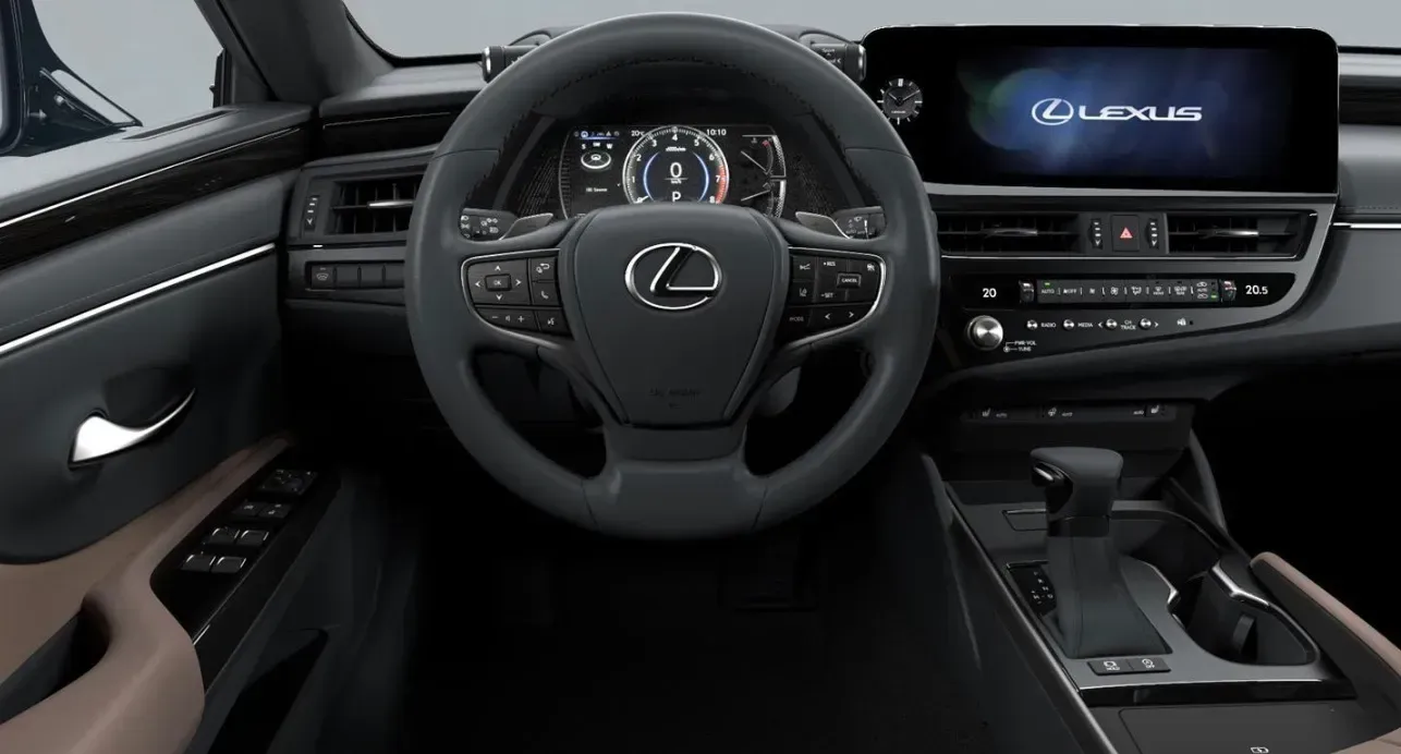 Lexus ES 250 F Sport Design 4