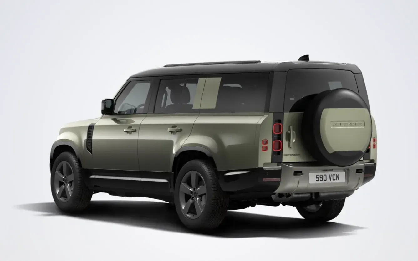 Land Rover Defender 130 X-Dynamic HSE D250 MHEV 2
