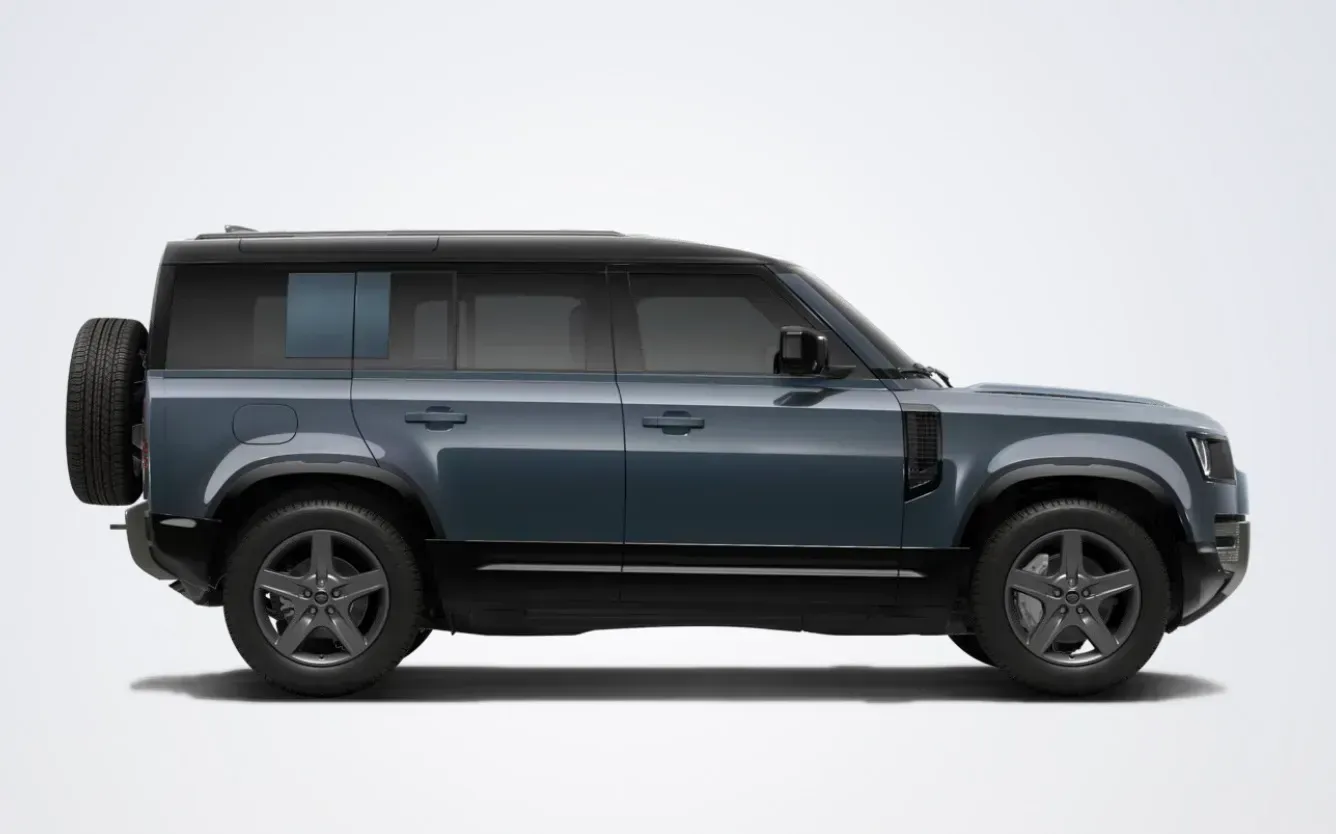 Land Rover Defender 110 X-Dynamic SE D250 MHEV 3